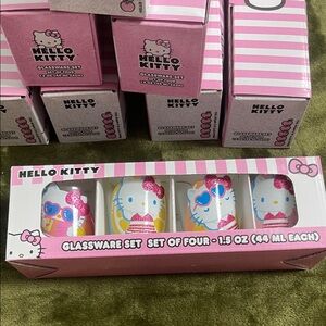 Hello Kitty Pink and White Glassware Set